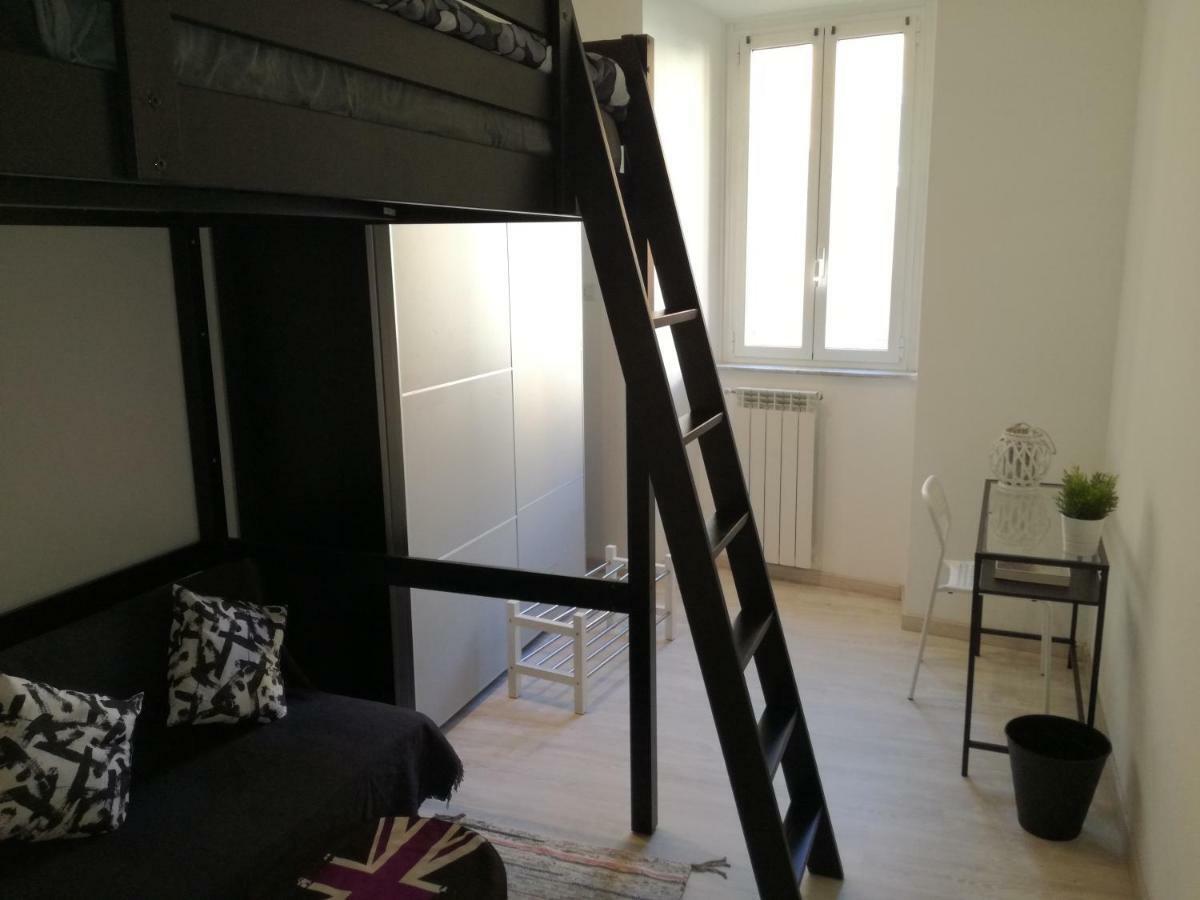 Trastevere, What Else... Habitación en casa particular Roma